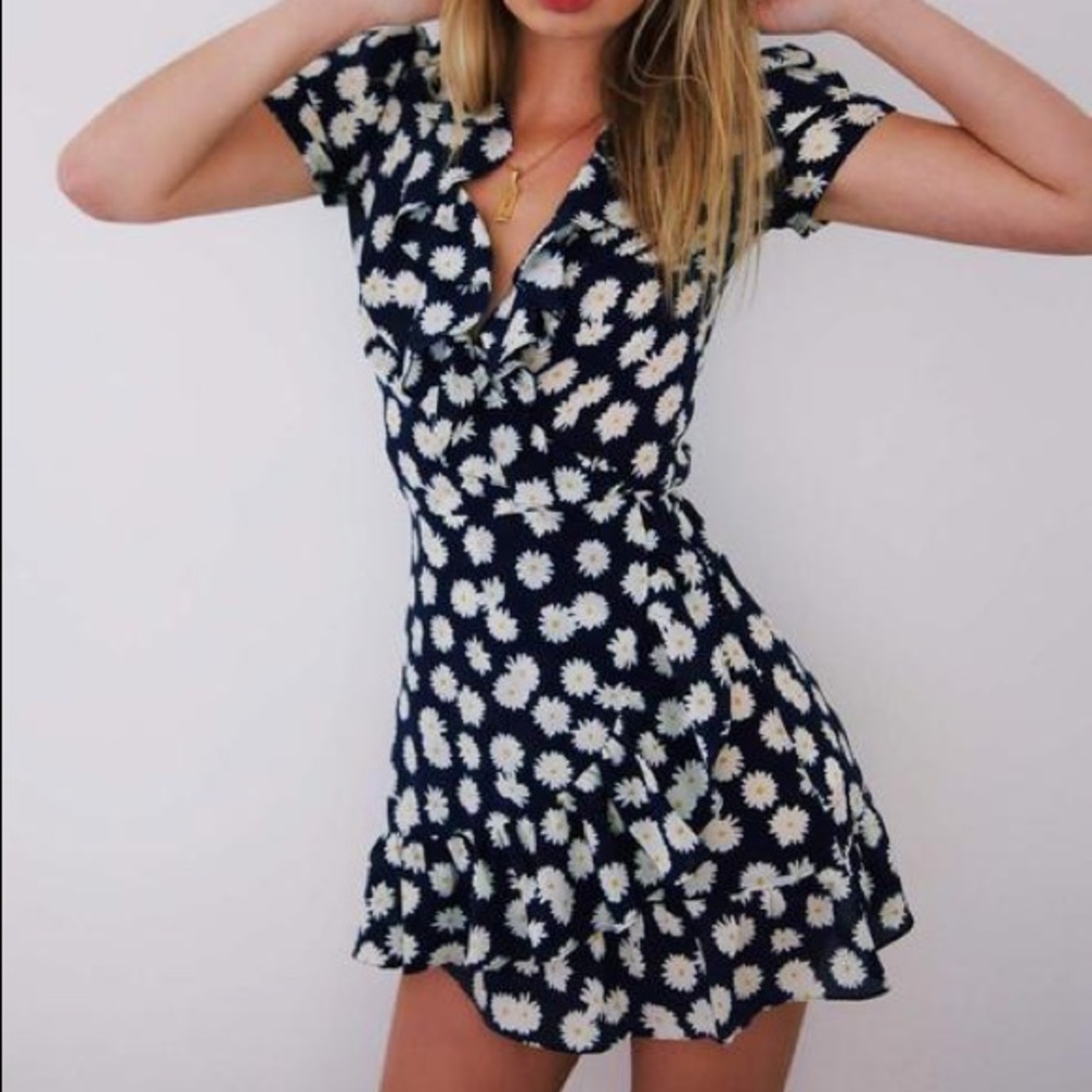 Realization Valentina dress size Small S 2